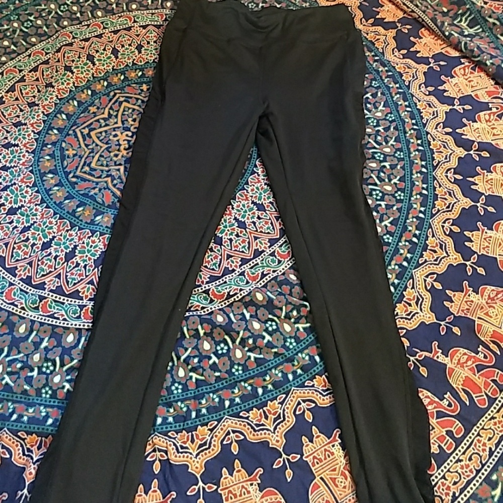 Black mesh sided leggings